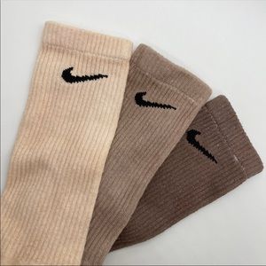 NUDE NIKE 3 PACK SOCKS